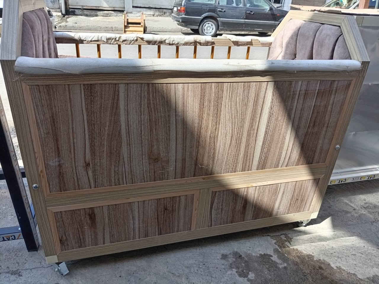 سرير طفل المنيوم شغل ثقيل للبيع للاستفسار مراسلت الصفحة أو الاتصال على الرقم ***********
