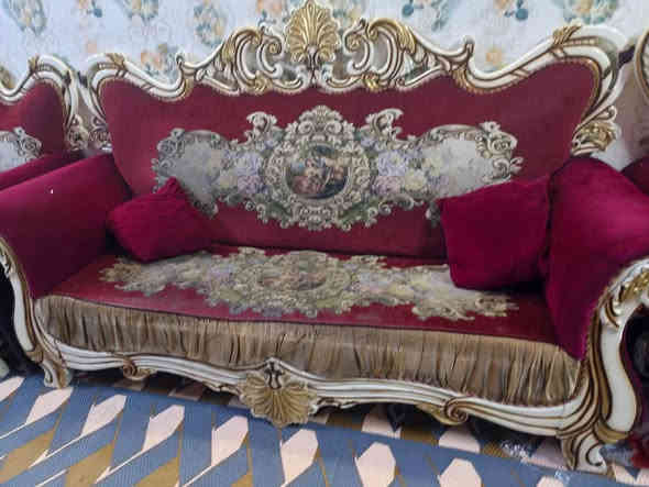 السلام عليكم تخم تسكام 10مقعد كلش نضيفات  نضيفات ي كسر ما بيهم  مكاني بغداد مدينه الصدر 
 رقمي ***********
