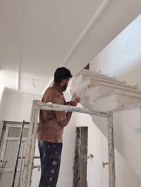يوجد كادر بناء ع دبل يوجد خلفات جص +بورك +سمنت بغداد الكرخ 07727959485...