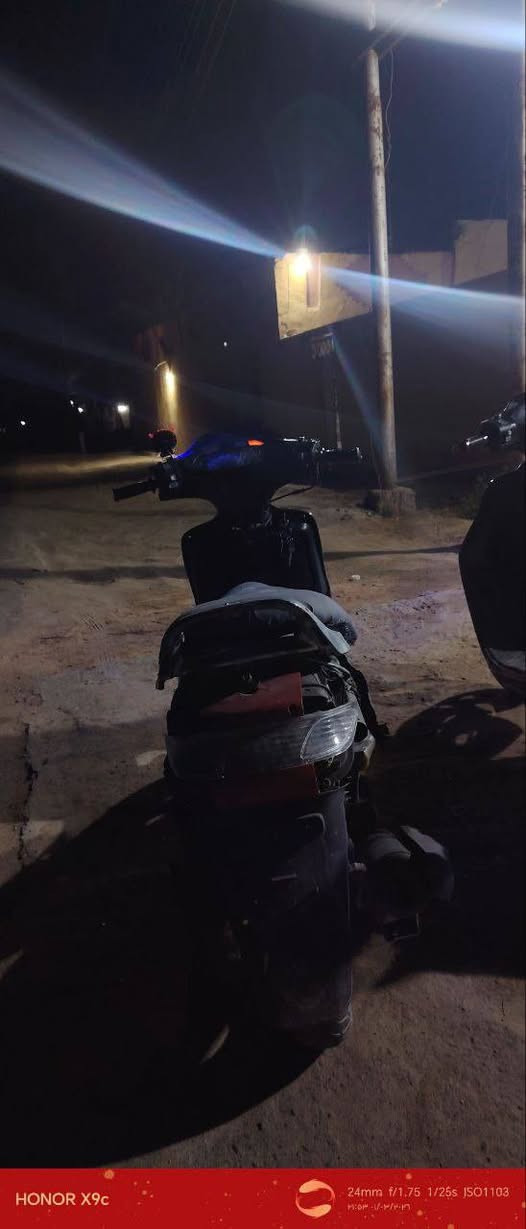 السلام عليكم للبيع فراشه فحل جاهز كهربائي محرك عوزه بس كفرات السعر 250وبيه مجال استفسار اتصال عله رقم ***********
