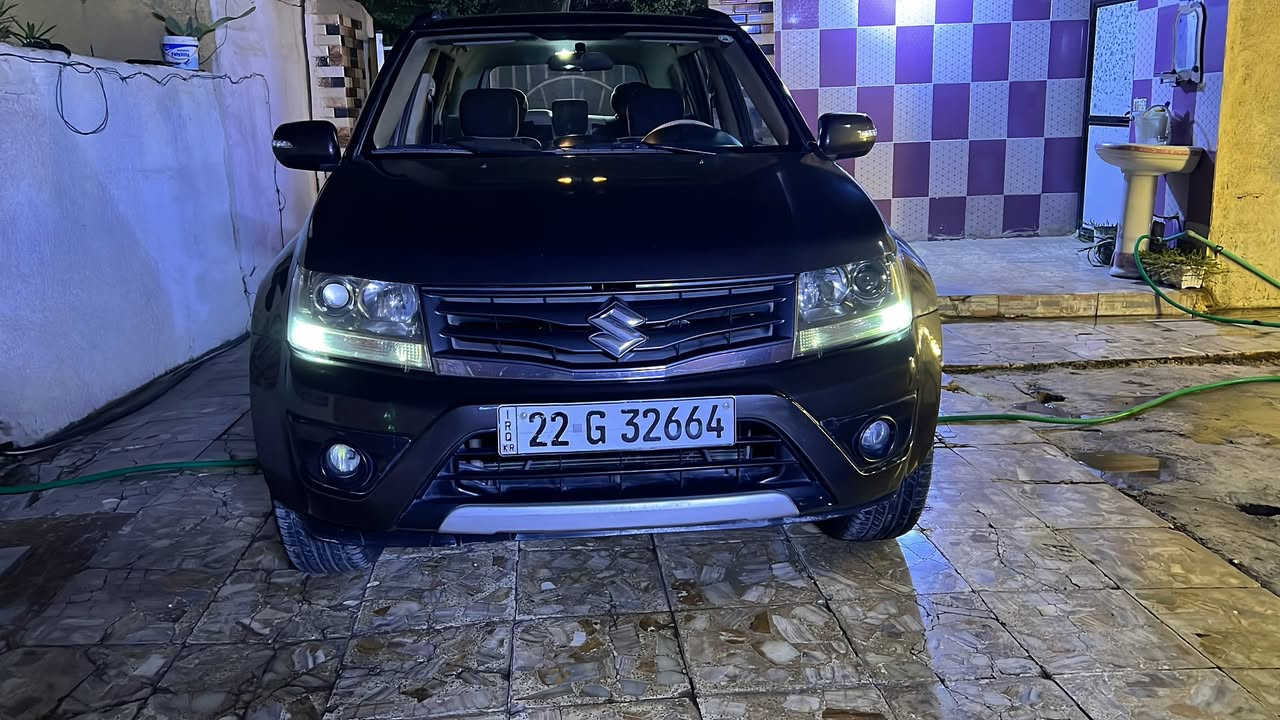 اسلام عليكم
سازوكي فيتارة 2014
محرك 2400
فور ويل 4+4
دبل ادرايم شفت 
بصمة تشغيل 
بصمة 3 بوب 
تدفئا تبريد 
شاشة اندر 
كامرة خلفية 
رقم اربيل 
بيهة صبغ 4 قطع جمالية 
باب خلفي صبغ زائد سمكرة 
سيارة كلشي شغال بيهة 
خير من الله 
السعر 110 او بيهة مجال 
هاتف *********** 
بغداد جسر ديالى او الزعفرانية
