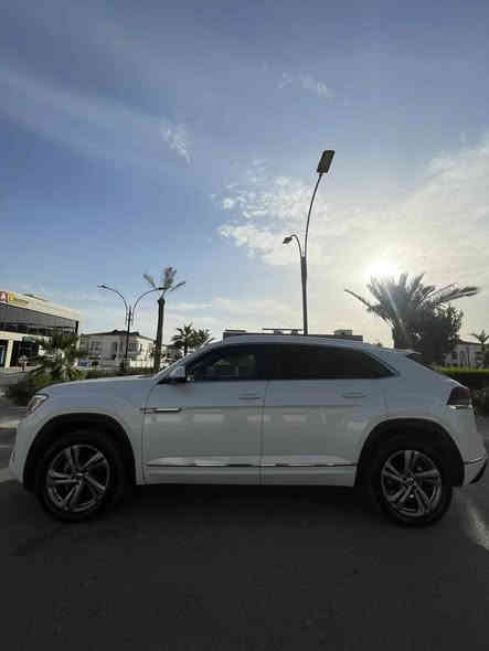 volkswagen atlas cross sport sel r line
2024

فول مواصفات 
دبل اكسل
فتحة سقف بنرامية
 بدون إرباك
حساساتت امامية خلفية 
المسافة المقطوعة : ١٦ الف ميل
سلندر 4 توين تيربو
 رادادات امامي وخلفي وجانبي 
لايتات داينمك 
داتا شو 
كشنات امامية تدفئة وتبريد  
صبغ جاملغ امامي جهة الراكب
رقم كاتي اربيل
رقم شاسي 
1V2AE2CA8RC203816
سعر ٣٦٨٠٠ $ بي مجال
واتس اب 
***********
