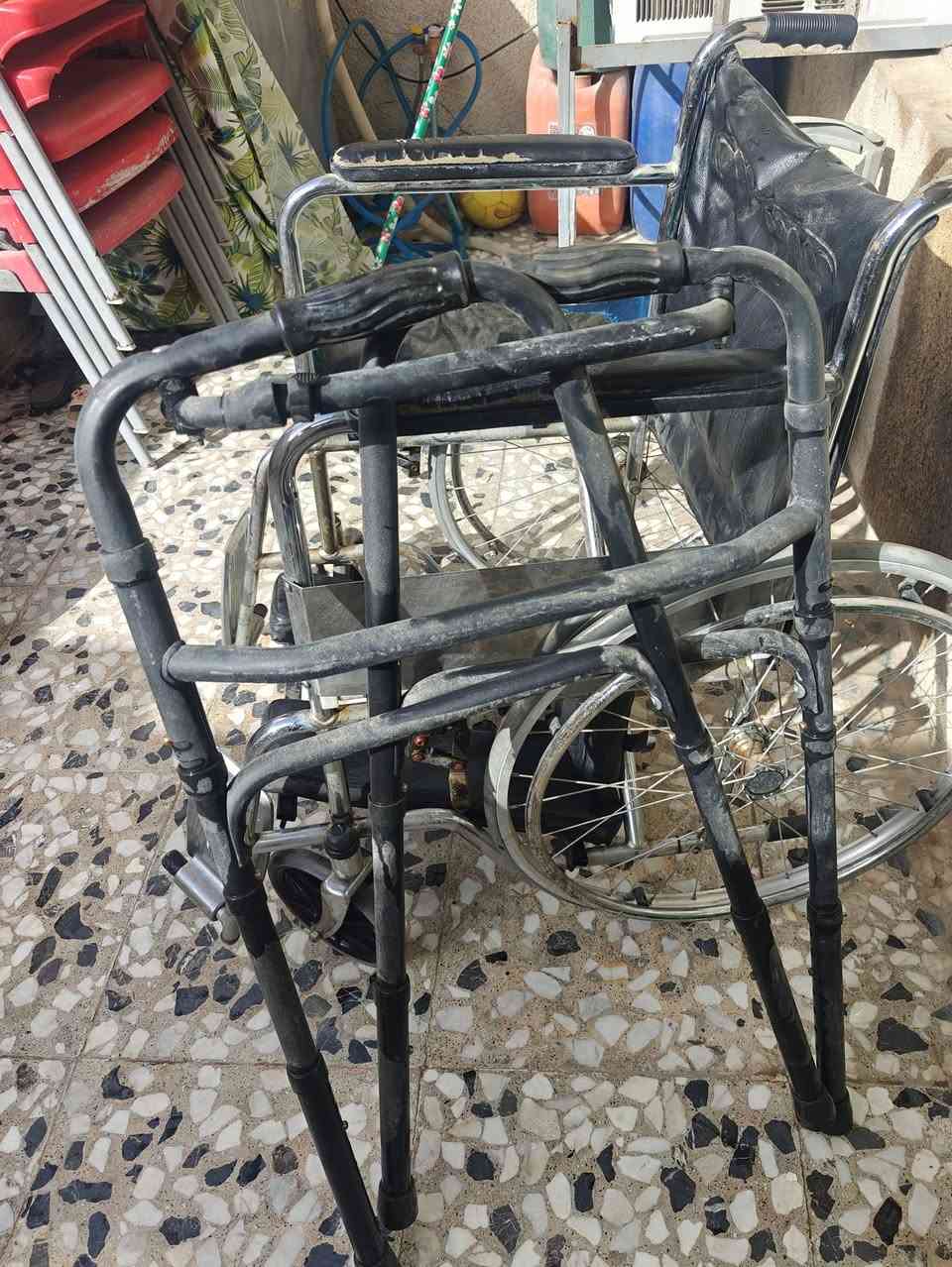 عربانه جديده استعمال قليل و عكازه رباعيه قيم بي الي يرضي الله و رسوله والله مكان بغداد بلديات ماعندي توصيل الي يشتري يجي ياخذهن اي استفسار على الخاص


**إذا كنت صاحب هذا الإعلان وتريد حذفه لأي سبب، رجاءا أرسل رسالة إلى الدعم الفني**