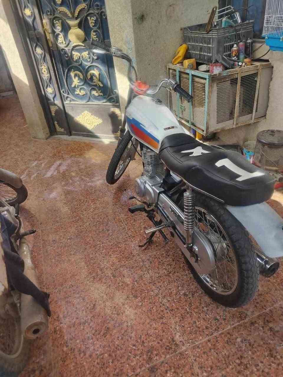 للبيع دراجه نضيفه مكينه رابيدو ناصريه سوق الشيوخ السعر550 وبيه مجال والوتي يطلع كبل


**إذا كنت صاحب هذا الإعلان وتريد حذفه لأي سبب، رجاءا أرسل رسالة إلى الدعم الفني**