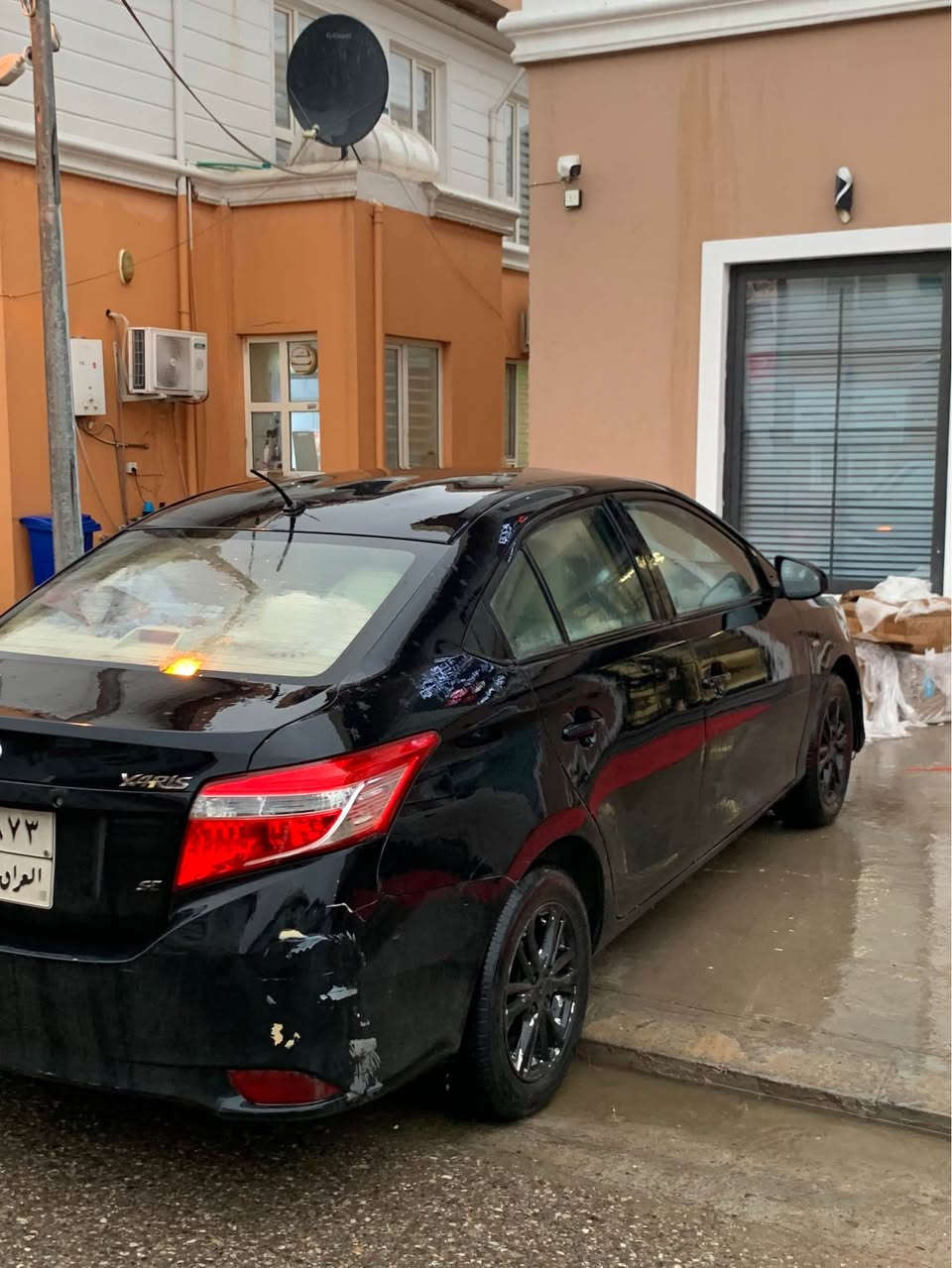 تۆیۆتا یارس ٢٠١٤ حیزام بۆیاخ ژۆرێی کەم گرتیە و ٢١٠ ھەزار کیلۆمەتر ڕۆیشتیە وسەنەوی و ھەزەی بەسەر چووە بەس جوابی تەلەفۆن دەدەمەوە
ژمارەی مۆبایل/*********** أربيل, العراق
