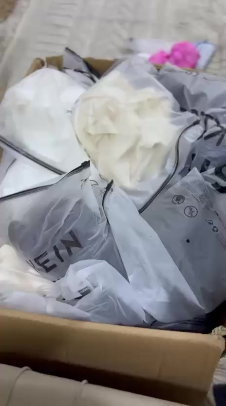 بنات كلها متوفره مال تصفيه بنص السعر و بعد اكو أطفال و نسائي و مكياج


**إذا كنت صاحب هذا الإعلان وتريد حذفه لأي سبب، رجاءا أرسل رسالة إلى الدعم الفني**