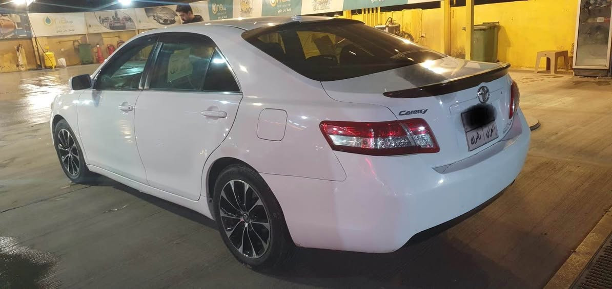 كامري2011امريكي كلين 
بدون دعم بدون صبغ  بيهه شبر تعديل بارد
كيرومحرك بشرط
تحويل بشرط
ويل كب تخم تواير جديد
تبريد شغال
5$غرامه ينزل من سعر 
سياره بدون مسرف 
شاشه ايبات +كاميره 
سياره جاهز مال بيت
سعر130ومجال
***********
*********** سميل, دهوك
