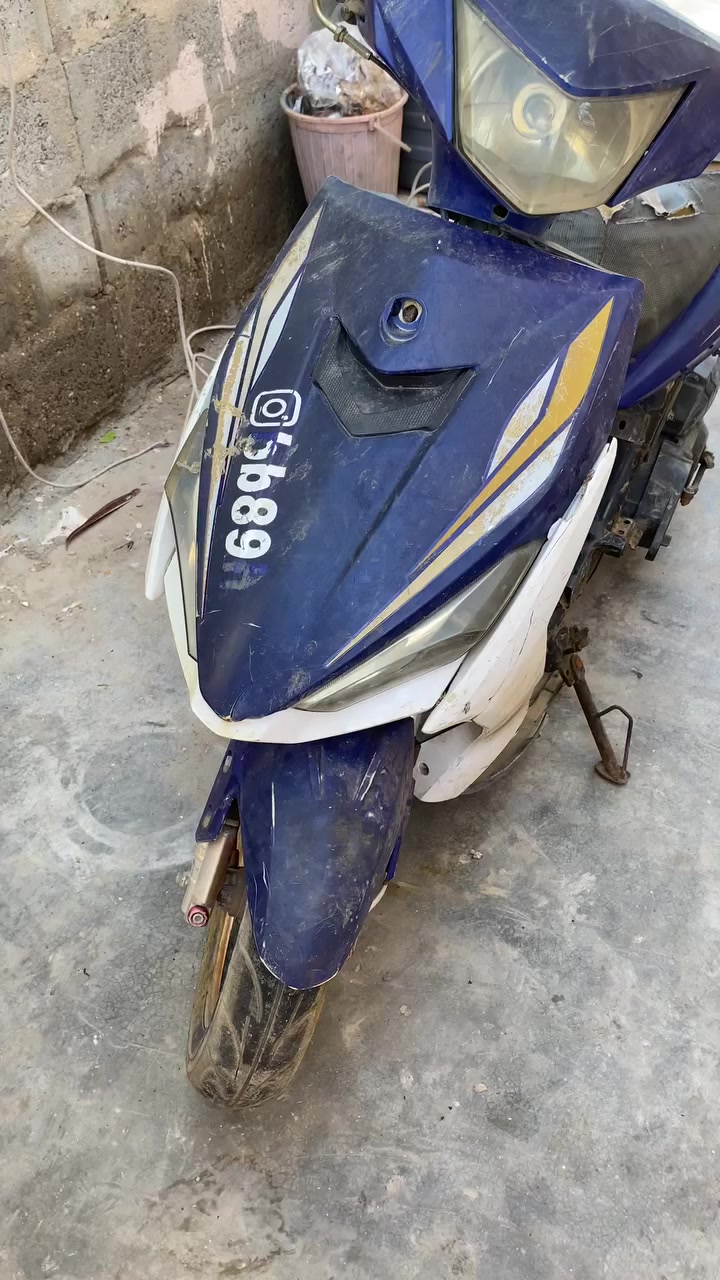 سلام عليكم دراجه كايمه البيع قيم واخذ ماتواجد خاص هاذه رقمي ‭0777 946 4965‬
