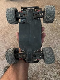 سيارتين • نظيفات • كاملات