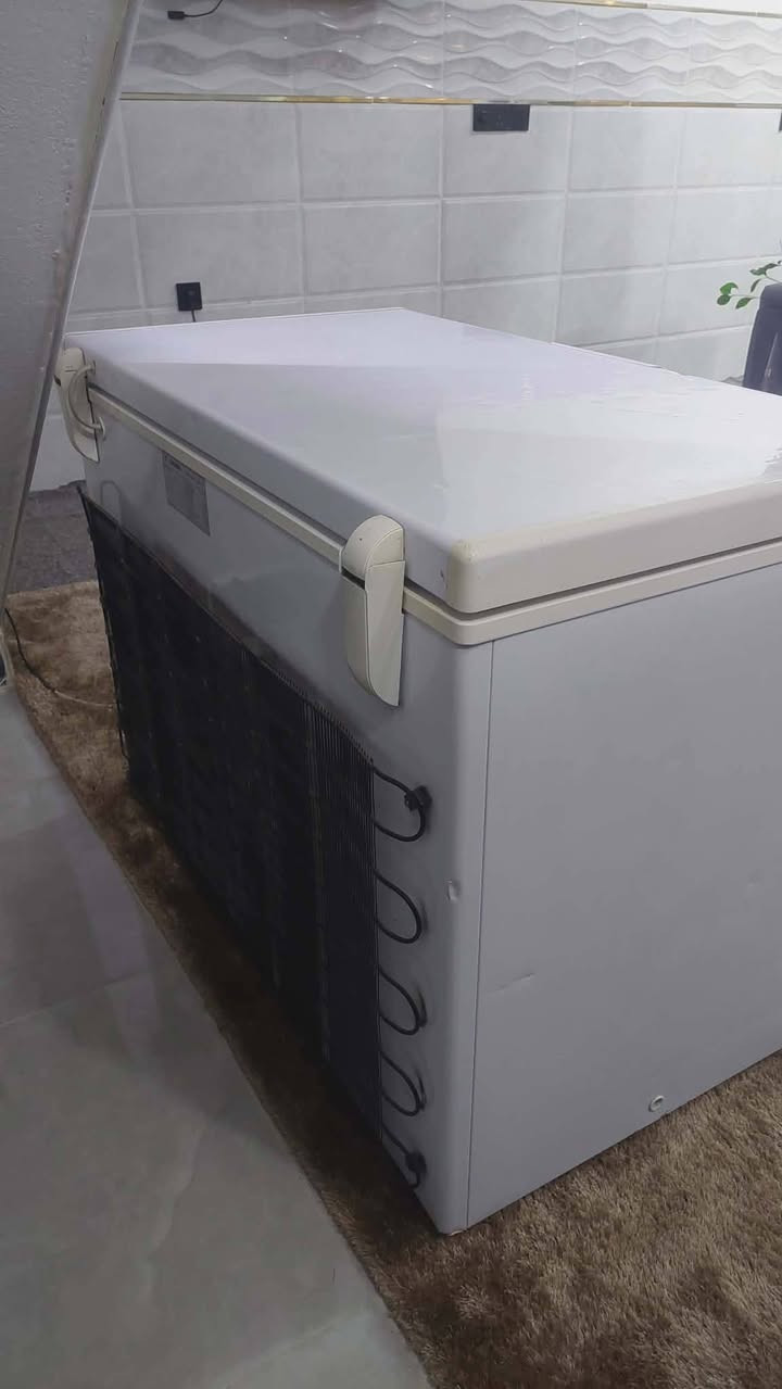 مجمدة ١٤قدم شغاله شرط النظافه
***********
