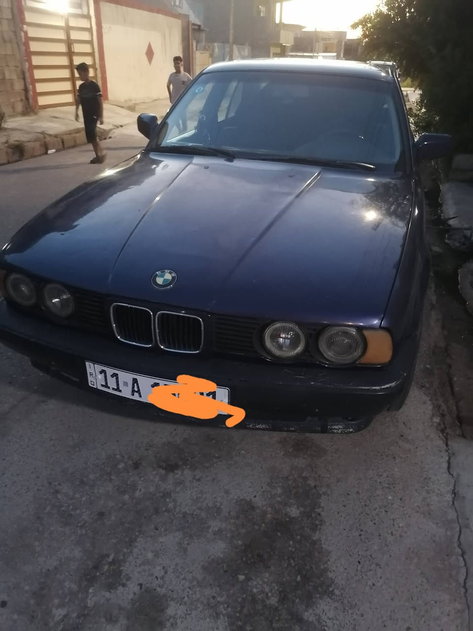 سياره بي B. M. W بلاديه لاصبغ ولا ضرر رقم مسطره سنويه جديده باسمي رقم بغداد فول تبريد ثلج كير ومحرك شرط كهربائيات كلها شغاله السعر 50 وبيها مجال ترهم مراوس حسب القناعه ٠مكان السياره الموصل الأيسر ٠


**إذا كنت صاحب هذا الإعلان وتريد حذفه لأي سبب، رجاءا أرسل رسالة إلى الدعم الفني**