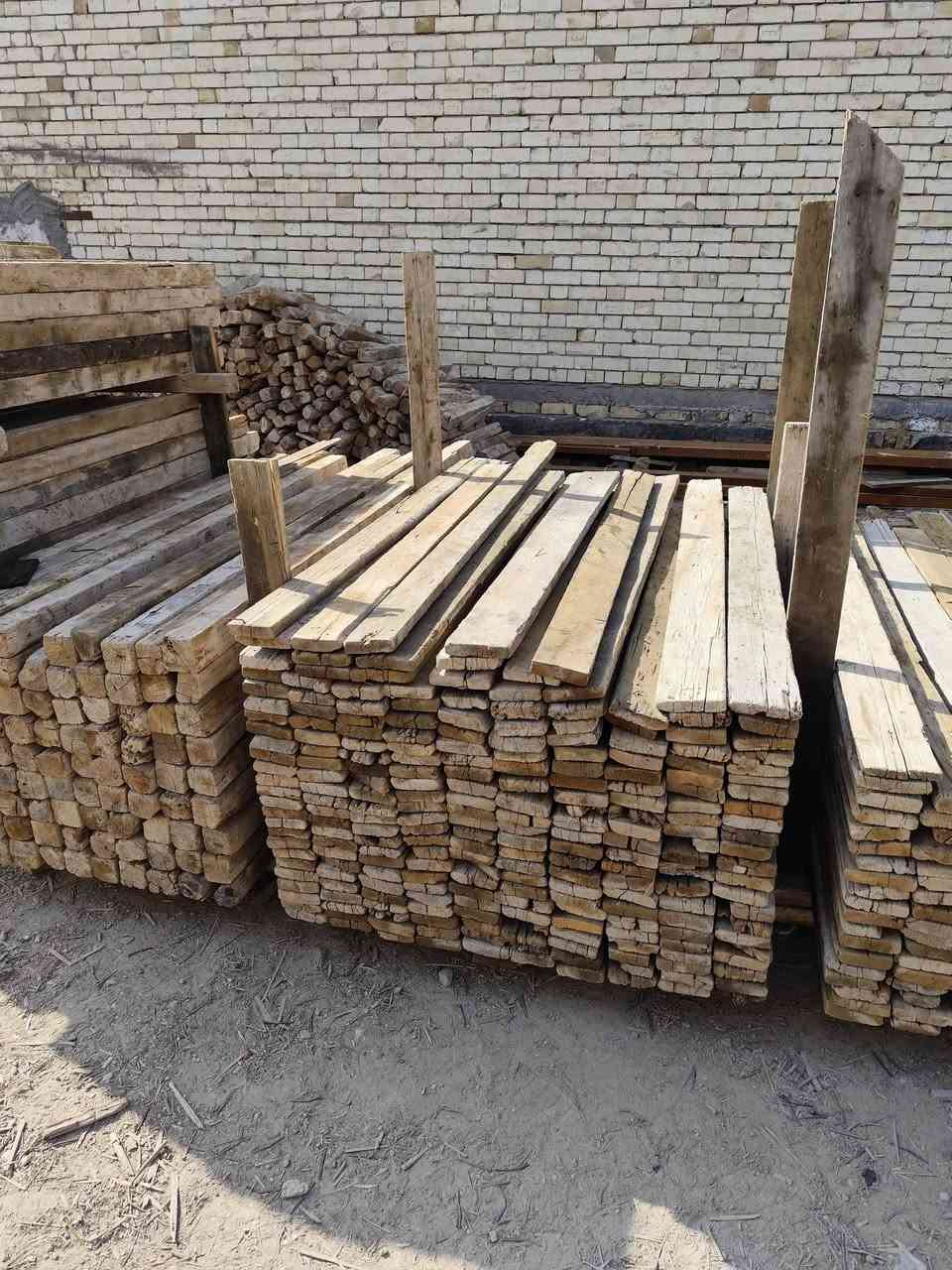 قالب خشب روسي تارس نضيف
العدد 20 مكعب.        المكان بابل 
الاستفسار على الرقم التالي ***********
