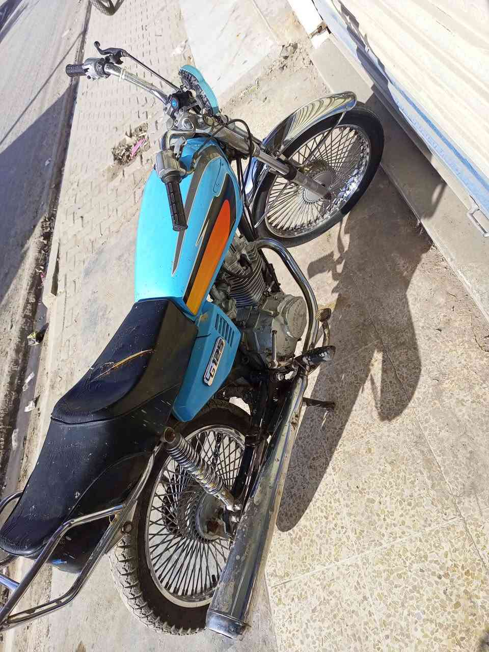 السلام عليكم دراجه رياضي لبيع العنوان كركوك حي العروبه السعر 200
وبيه مجال متواجد فيس 👈رقم ***********
