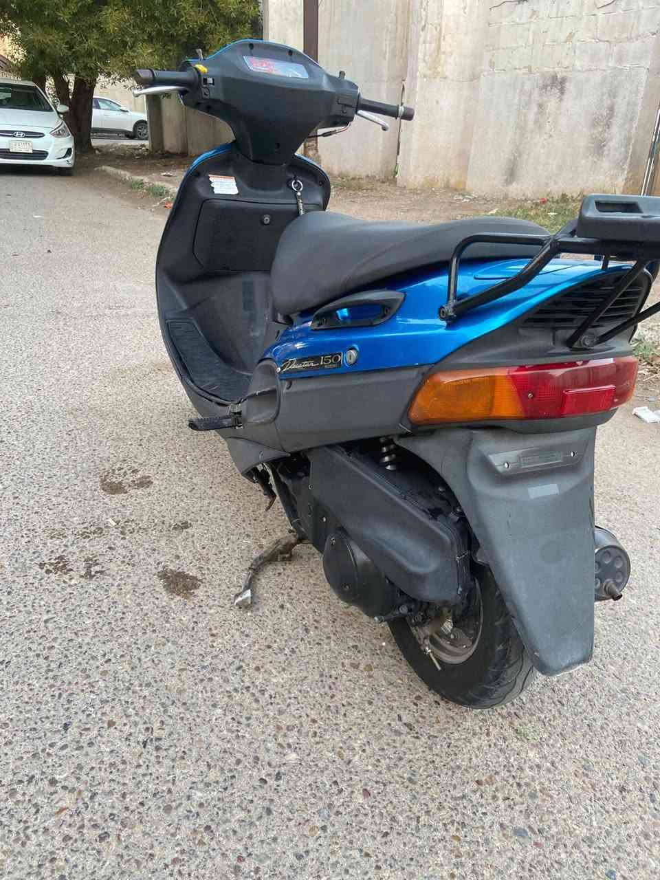 السلام عليكم✋
دراجه سازوكي فكستر الدراجه خير من الله مثل ماموضح بلصور وبعد انضف 
دراجه بيهه شغلتين بس واير كيلو متر مكطوع وكابريتر تعبانه دراجه نكره بكل وكت بس من تعبر سرعه 40 تكطع بيهه خمده سعرهه650وبيهه مجال بسيط دراجه منفيسهه موجود ومكاتبه هم موجوده 
*********** متوفر واتساب🌿
