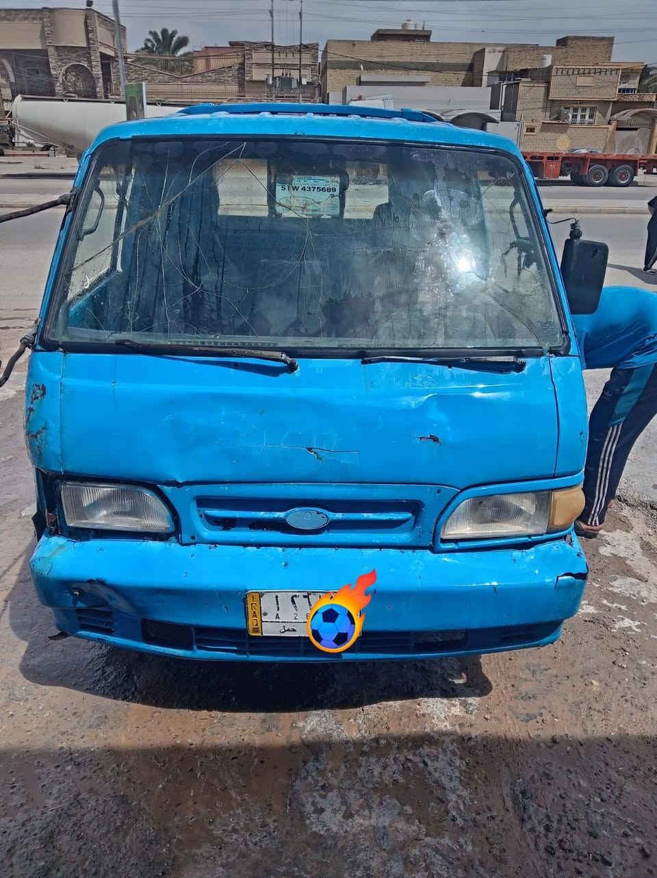 للبيع كيا بنجو موديل 96 غماره وربع سبعه شنقال بديع حديث شاص مقفول رقم الماني سنويه عظم عاج  بدون تحويل سياره جاهزه أبيع سويج لا تكلي شبيها مابيها هاي كدامك شغل وطلع مكاني نجف سعر ٢٥   للاستفسار ***********
