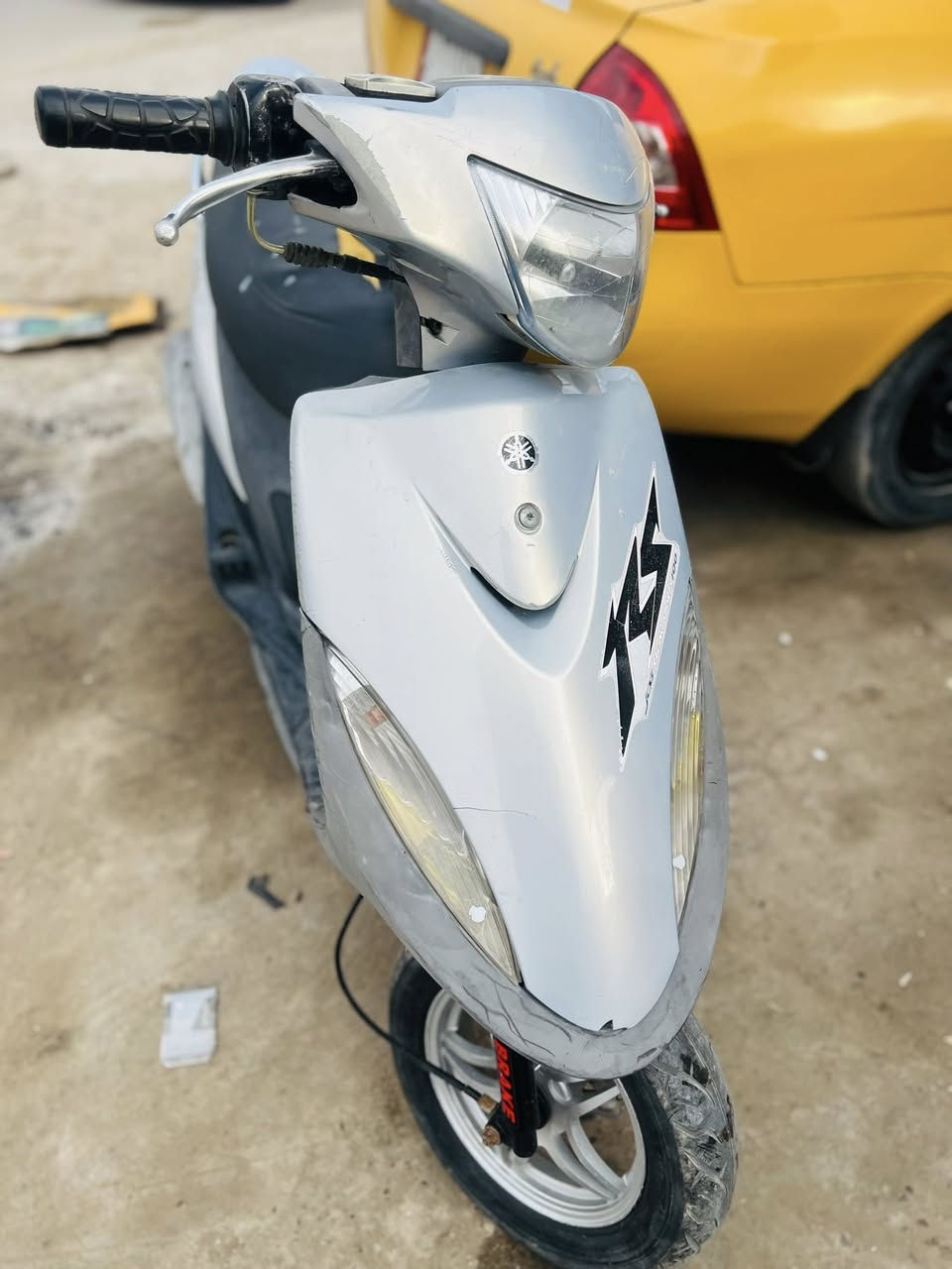 للبيع ماكس عدله بلاديه كفاله مكينه ختم واحد ابيعلك شرط فحص ملاحضه مبدل سلف كابريتر  دراجه صافيه حلوه وياله بلاديه موجوده سعر 850 وبيه مجال *********** 
بياع شره لا يدخل ولا يعلق  لان دراجه مال جنيان
