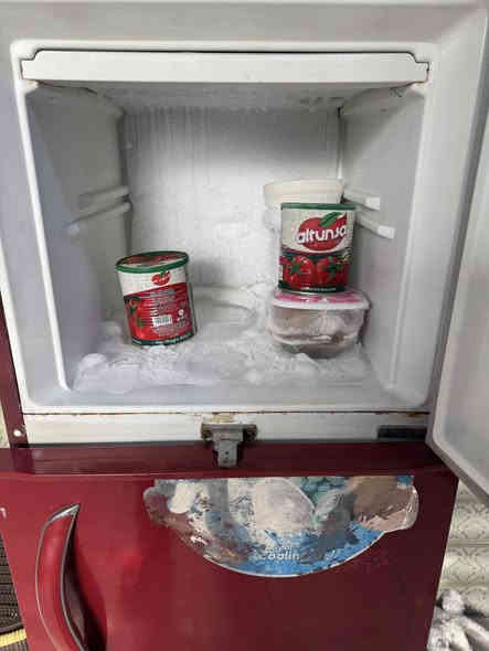 البيع ثلاجه نظيفه جدا والتجميد كدامكم ***********
