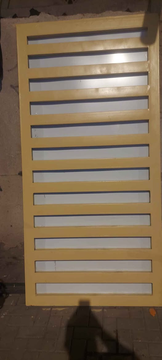 ابواب جاهزة تفصال حديد ثقيل 2 ملم 
متوفر  جميع الانواع 
سلايت + طلاقة + طلاقتين 
مصبوغ وكامل البيع بدون نقل او شد شط العرب, البصرة


**إذا كنت صاحب هذا الإعلان وتريد حذفه لأي سبب، رجاءا أرسل رسالة إلى الدعم الفني**