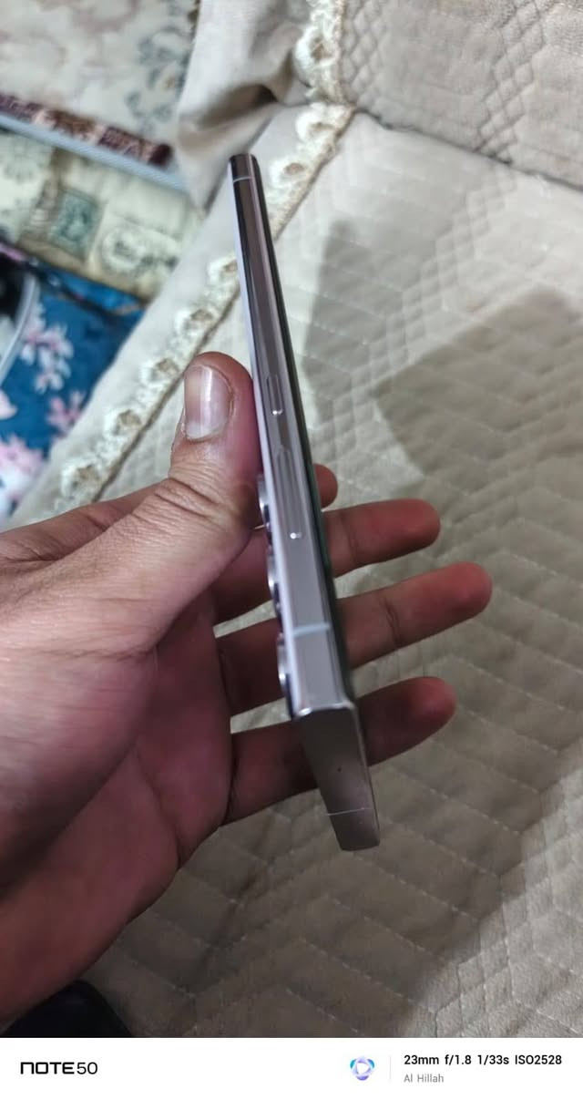 السلام عليكم
اس 23 الترا للبيع 
شرق اوسط دبل شريحه 
ذاكره 256 
نظافه ٩٥٪؜ مثل ما موضح 

سعره 690 الف  
مكاني بابل مركز مدينه 
الباله سعر بعيد ميفيده


**إذا كنت صاحب هذا الإعلان وتريد حذفه لأي سبب، رجاءا أرسل رسالة إلى الدعم الفني**