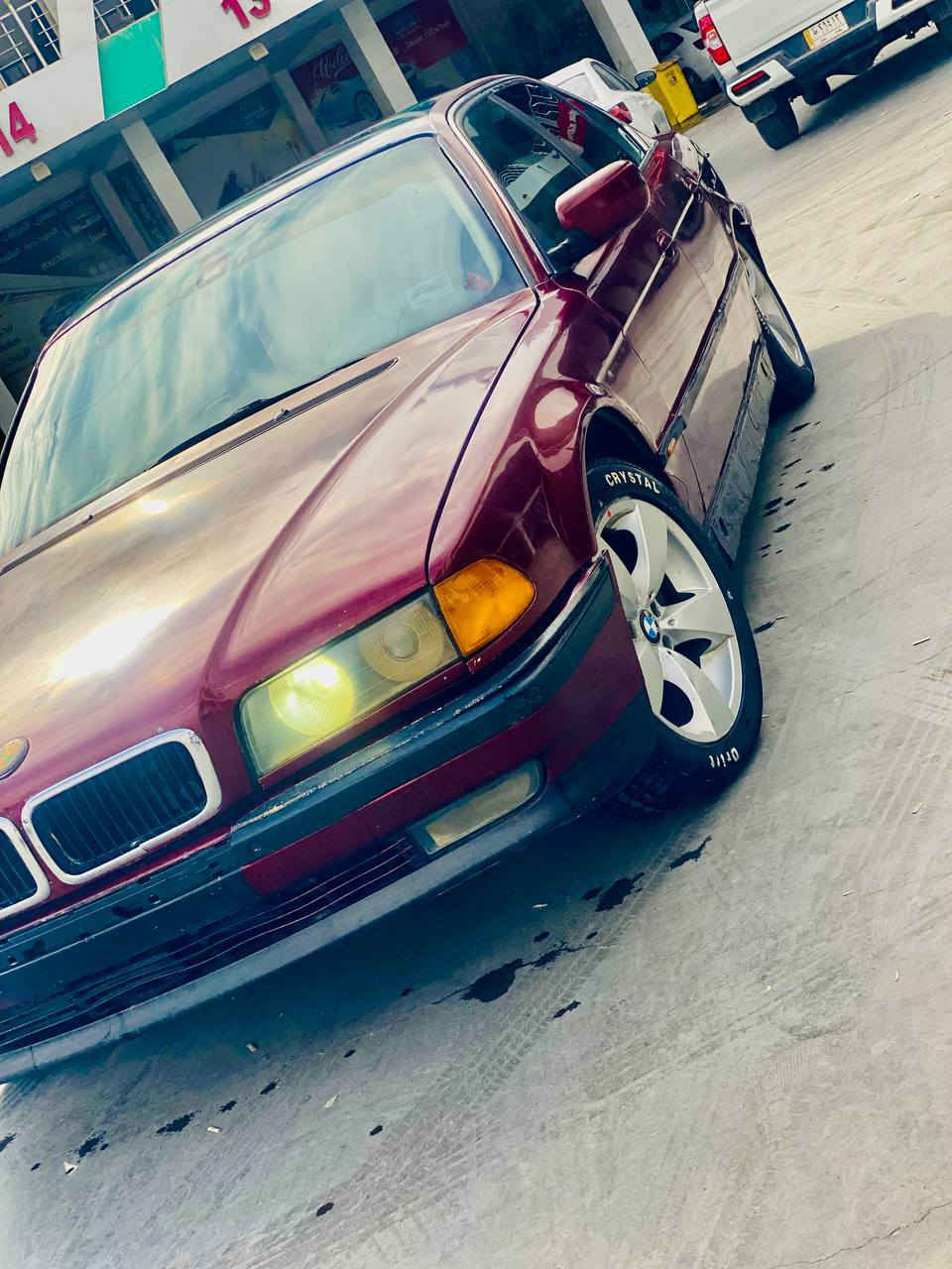 للبيع او المراوس
كاسحه مديل 1995 (رقم بصره تحويل ثاني يوم) 740اصل 

✈️تستلم ارقام انكليزي جديد كامله معاملته بس استلام✈️
مكينه كير كفاله 
تبريد شغال 
حداديه حلوه 
تخم تاير كهربائيات كلههه شغاله 
دواخل نضيفه 
تحتاج إلى ترتيب وصبغه فقط البنيد والصندوق جارد

السياره بلبصره. .....السعر 45$وبيهه مجال بسيط

***********
