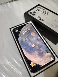 ذهبي 11 PRO MAX ذاكرة 256 بطاريتة ٨٣ نزلت بالتحديث اليوم صارت 78 مكفول...