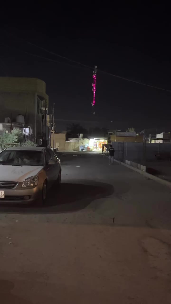 ‏سلام عليكم يوجد لدينا بيت طابوصرف للبيع يكون البيت المساحة 100 متر خلفية دربونته متر ونص عنوان البيت الإسكان الصناعي النزلة الثالثة البيت مكانه حلو على ثلاث شوارع السعر 65 والاستفسار على هذا الرقم ￼￼***********
