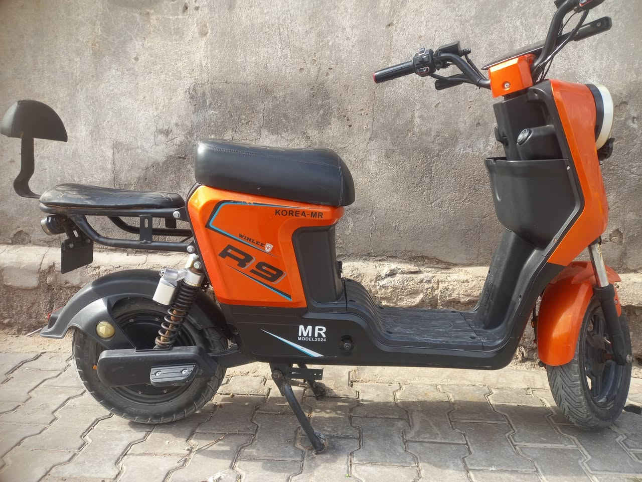 السلام عليكم متاح R9 2025 دراجه نضيفه كلشي شغال بيه ماعده الدوسه الكدام بيه كسر مكاني هارثه دور معمل ورق 
السعر ٣٢٥ وبيه مجال


**إذا كنت صاحب هذا الإعلان وتريد حذفه لأي سبب، رجاءا أرسل رسالة إلى الدعم الفني**