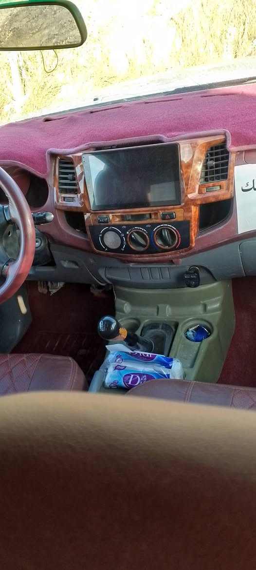 تيوتا هايلوكس بيه تجيه موديل 11ذي قار مكينه وكير وحداديه تخم تأير تبريد ويه السويج جاهزه مكان ناصريه غراف بيع مراوس*********** ناصرية, ذي قار
