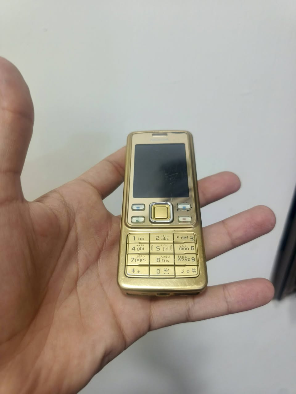 الانيق لون مميز كامل ملحقات شغال كامل سعر ٤٠ ألف مع توصيل


**إذا كنت صاحب هذا الإعلان وتريد حذفه لأي سبب، رجاءا أرسل رسالة إلى الدعم الفني**
