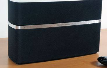 للبيع سماعة Bowers & Wilkins (Zeppelin Wireless)
🔊 الحالة: نظيفة جداً وتعمل بكفاءة عالية
🎵 صوت قوي ونقي مع باس عميق
📶 تدعم Bluetooth و Wi-Fi
✨ جودة تصنيع فخمة وماركة معروفة


**إذا كنت صاحب هذا الإعلان وتريد حذفه لأي سبب، رجاءا أرسل رسالة إلى الدعم الفني**