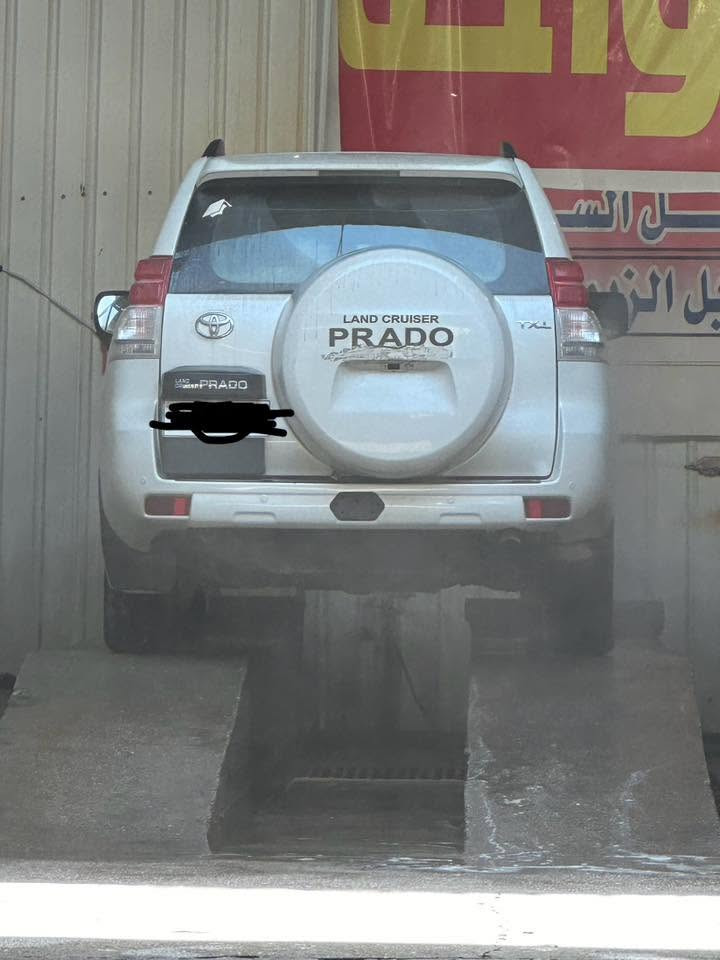 سلام عليكم
برادو ٢٠١٢ خليجي txl محرك V6 رقم بغداد الجديد ماشيه 142 الف كيلو فول مواصفات كاميرا حساسات كشنات جلد بدون حادث بس بيها شخوط بالباب موضحة بالصور ..
السعر المطلوب 275 وبيها مجال 
للاستفسار *********** مكان السيارة بابل

