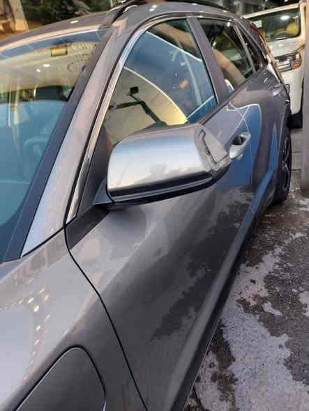 السلام عليكم  كيا نيرو موديل 23 فول مواصفات ماعده الفتحه 
محرك 1600 بلگن(شحن) دخول جديد امريكي 
 گيرها مالته مواس بيه 3 قطع كلير مصبوغه بامريكه اللون سلفر 
مرقمه وجاهزه السعر 165
عنوان بغداد رقم الهاتف 
***********
