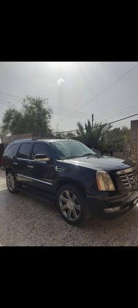 كاديلاك اسكاليد ادوات ادوات للبيع موديل 2012 فول مواصفات للاخير مكفوله...