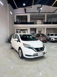 نيسان فيرسا • ٢٠١٩ • بدون صبغ