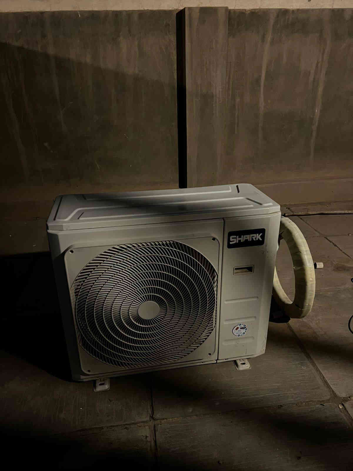 اللهم صلِ على محمد وآل محمد
عرض جديد ولفتره محدوده 
١-تنصيب سبلت جداري السعر بدل ٥٠ صار ٤٠ 
٢-تنصيب سبلت جداري عدد 2 بسعر ٧٠ الف
٣-غسل سبلت عدد ٢ مع الثالث مجاني بسعر 50 الف 
٤-فتح سبلت جداري بدل ٤٥ صار ٣٠ 
٥ - فحص السبلت ان وجد عطل١٠ الف 
٦- تنصيب سبلت كنتوري السعر بدل ٨٠ صار ٦٥
 
لتنصيب كافه انواع السبالت ✅
تنصيب سبلت كنتوري ✅
تنصيب سبلت جداري ✅
عمل فاكيوم(suction)✅
شحن غاز مع ضمان في الغاز ✅
شحن غازR22 وغازR410A✅
غسل كافه انواع السبالت ✅
ادامه كافه انواع السبالت✅
كادر مميز عمل راقي✅

العنوان النجف الاشرف

اين ماكنت نأتيك بنجف 

الاتصال واستفسار 
للحجز 
***********
