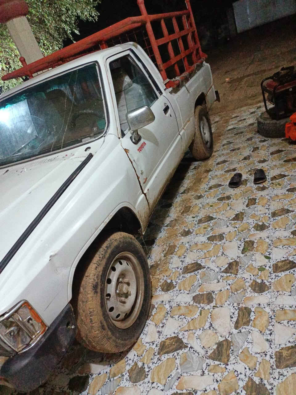 للبيع بيكم تيوته ٨٥رقم صدامي سعر٢٦ مكان ديالى الخالص ***********
