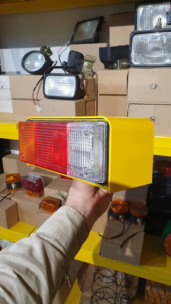 موجود قاعدات بكلايت كاوسكي مصبوغ شركة جاهز . 
اربيل صناعة شماليه قريب فاملي مول.  
*********** 
***********
