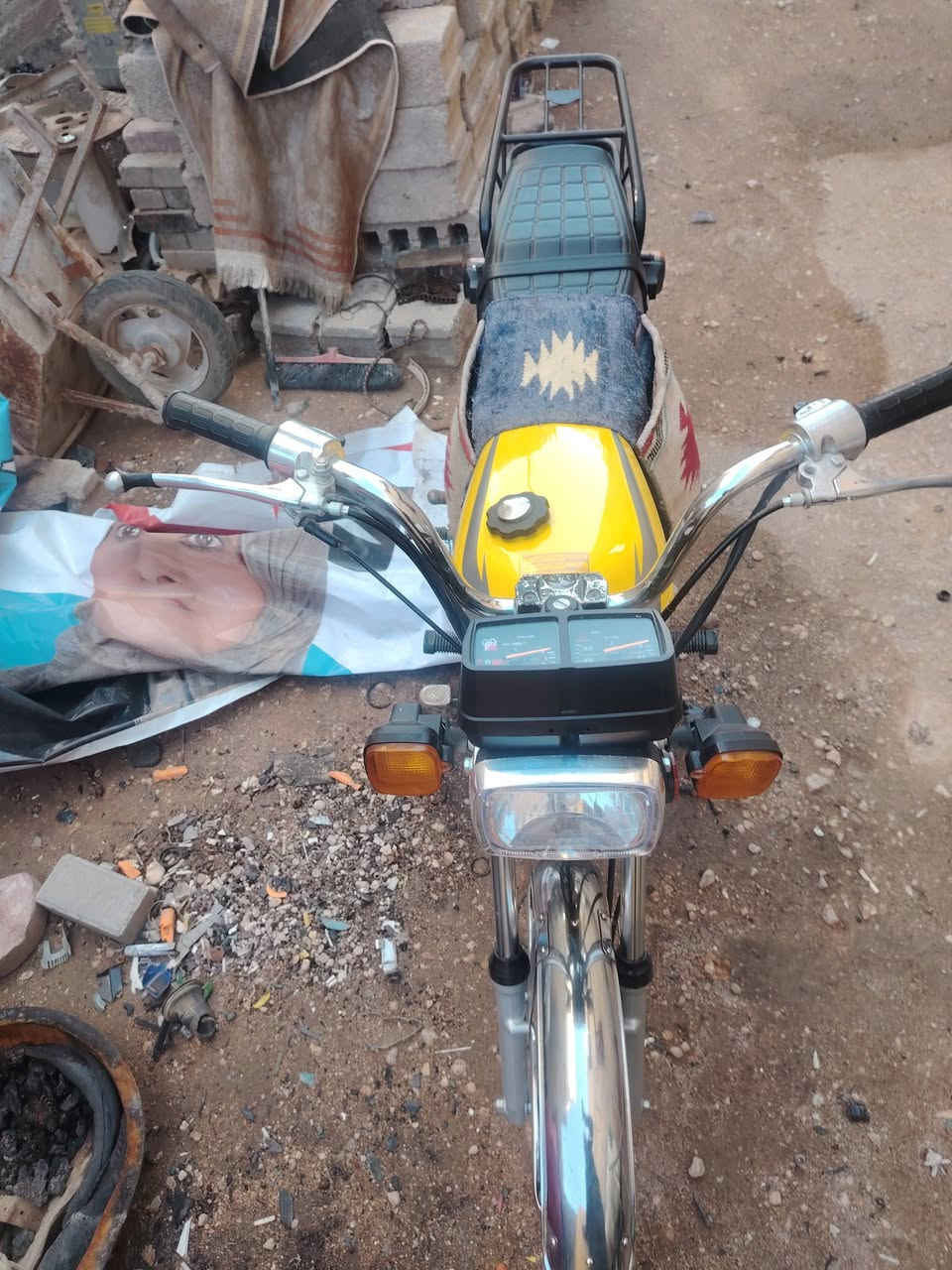 سلام عليكم دراجه شاصي 20 معمره 23 للبيع أوراق نامه اصلي ***********
