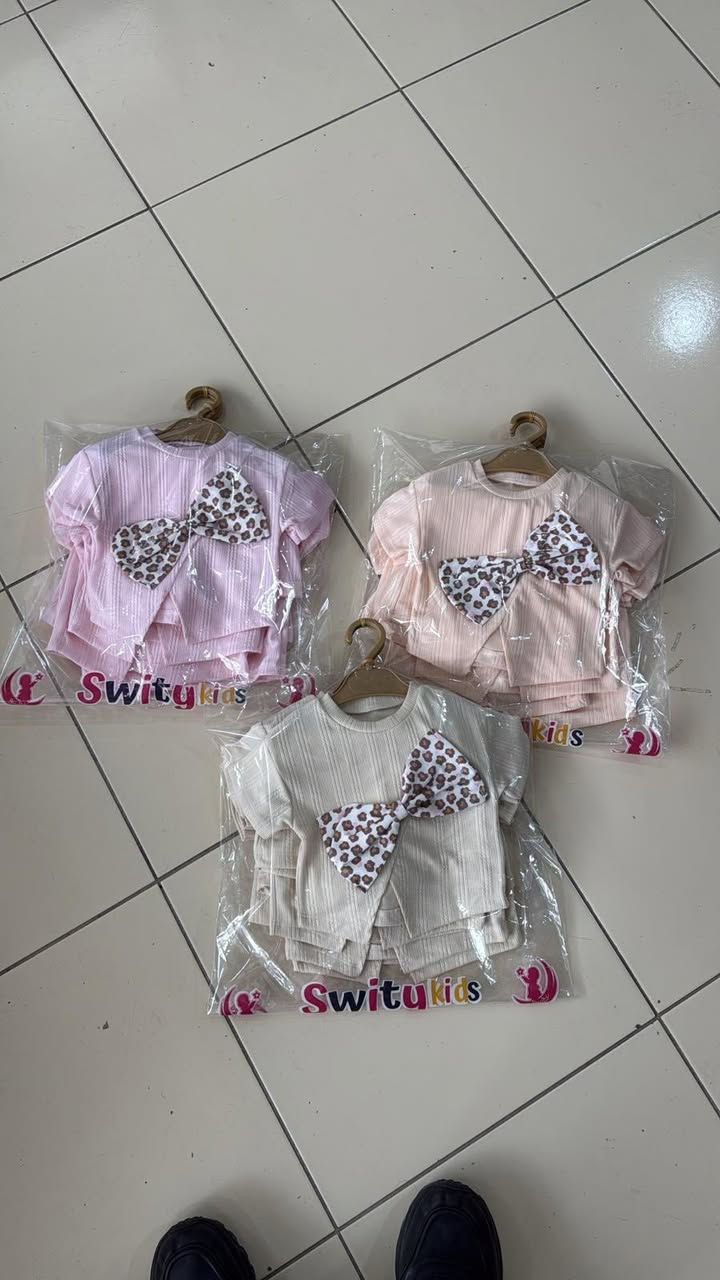 ‏جديد اليوم وصل أحدث الموديلات التركية والسعر بلاش مفاجأة قياس من شهر هلا عمر سنتين تحياتنا لكم🩷


**إذا كنت صاحب هذا الإعلان وتريد حذفه لأي سبب، رجاءا أرسل رسالة إلى الدعم الفني**