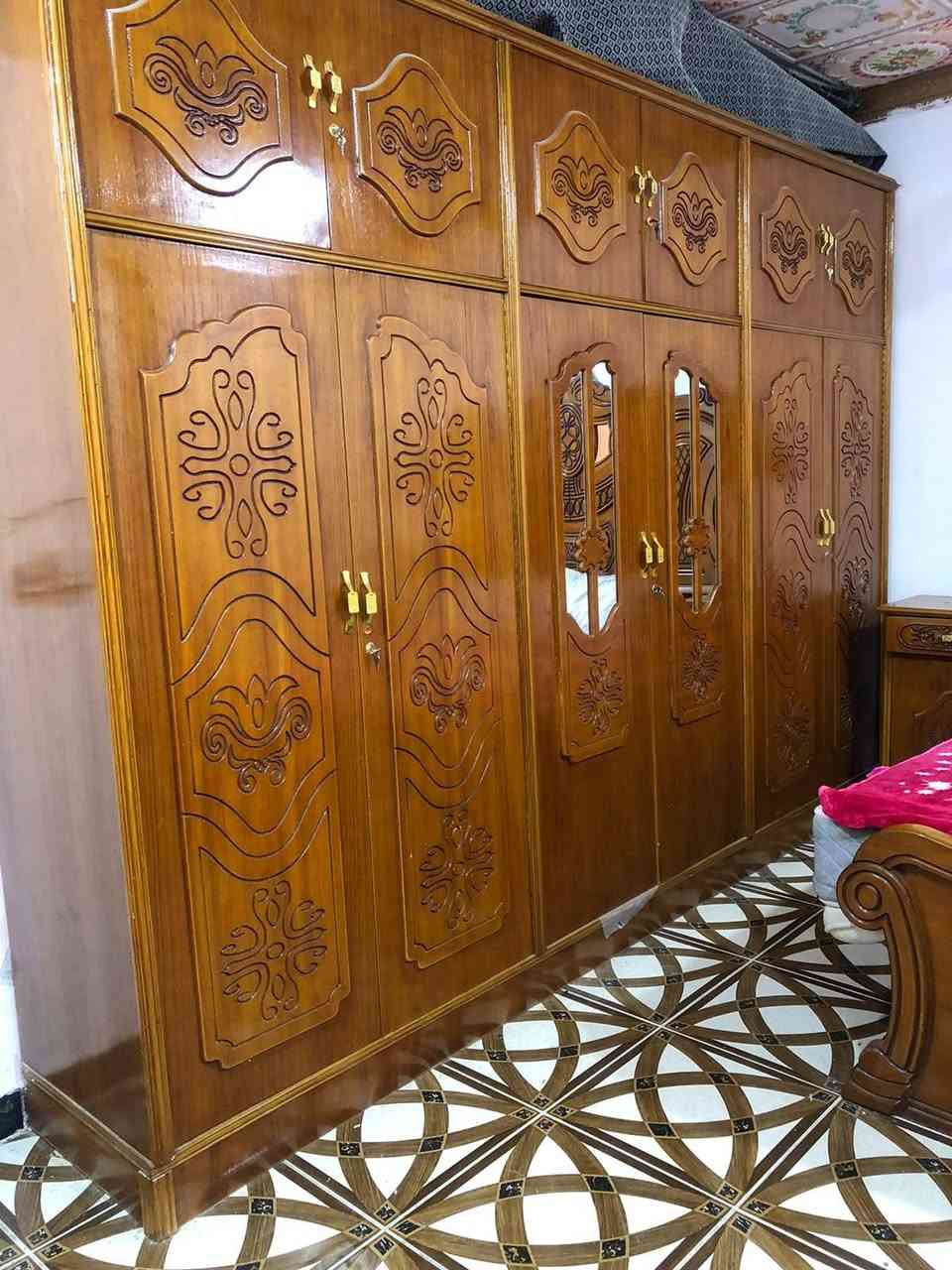 سلام عليكم غرفه نوم للبيع السعر مليون وسبعميه وبيه مجال الغرفه نظيفه العنوان البصره  ‏‪***********‬‏   ‏‪+9647718053658‬‏
