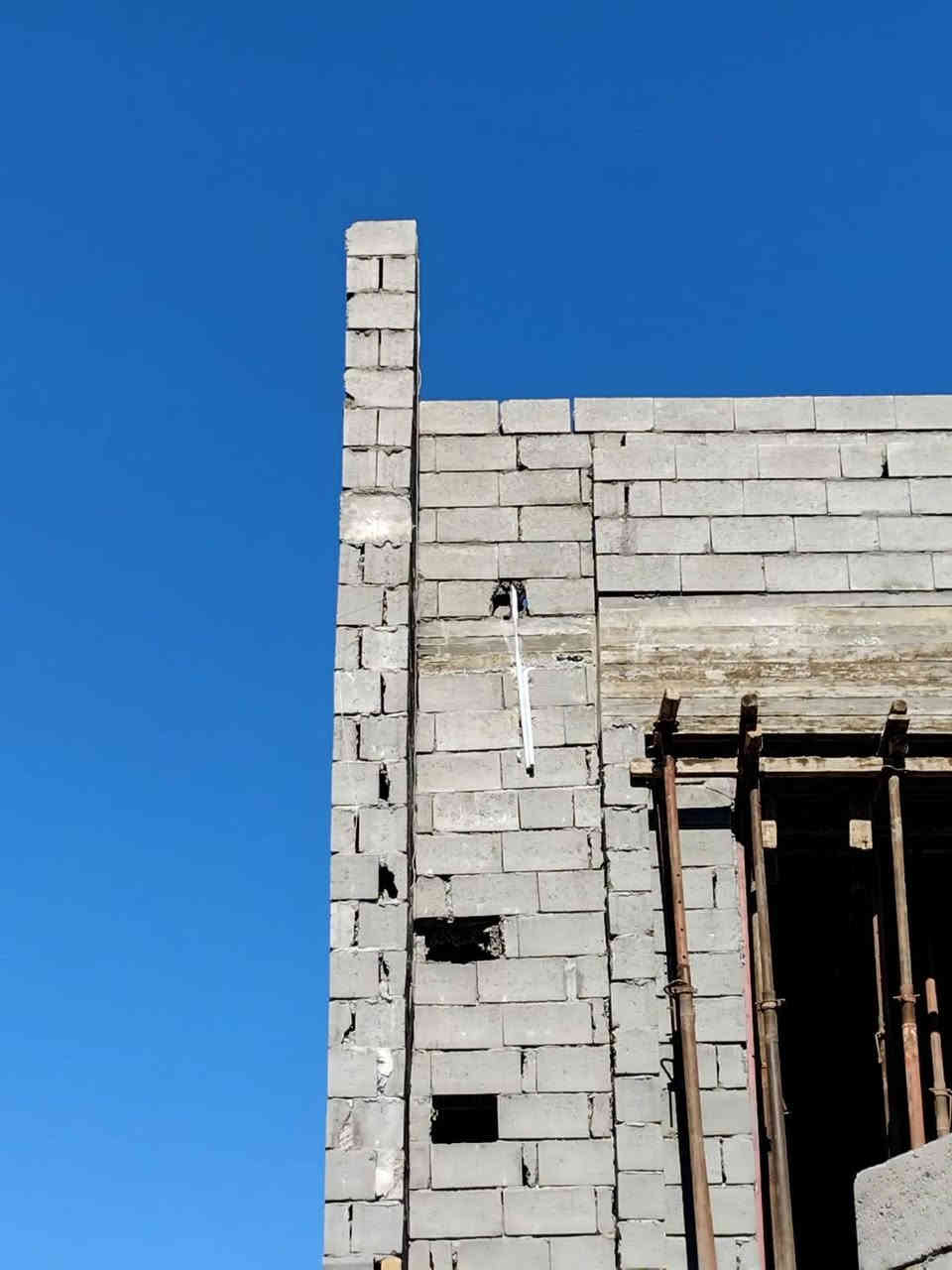 تم الانجاز بفضل لله  خلفه بناء طابوك بلوك لبخ  للاستفسار مراسله الصفحه او ***********
