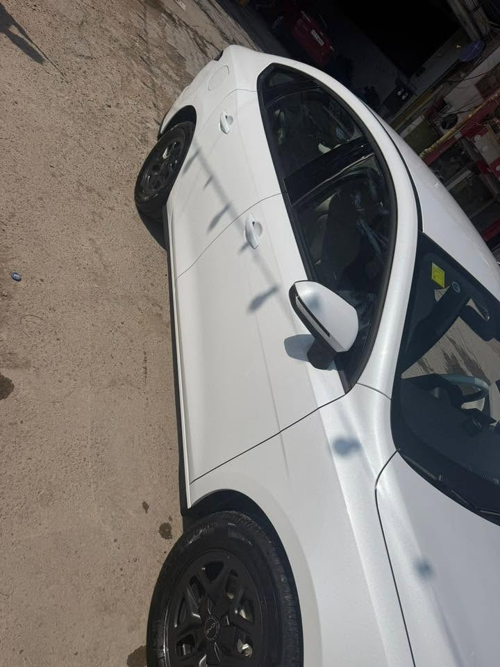 السلام عليكم
BYD CL5 
مواصفات السياره معروفه ما يحتاج اذكرهن 
ماشيه على المكينه 4 km الممشه الكلي 8 km 
وياها الشاحنه الاصليه مالتها 
رقم بغداد سنويه ب اسمي
 سعرها 20 مليون و بيها مجال 
مكاني بغداد شعب 
+964 773 199 8052


**إذا كنت صاحب هذا الإعلان وتريد حذفه لأي سبب، رجاءا أرسل رسالة إلى الدعم الفني**