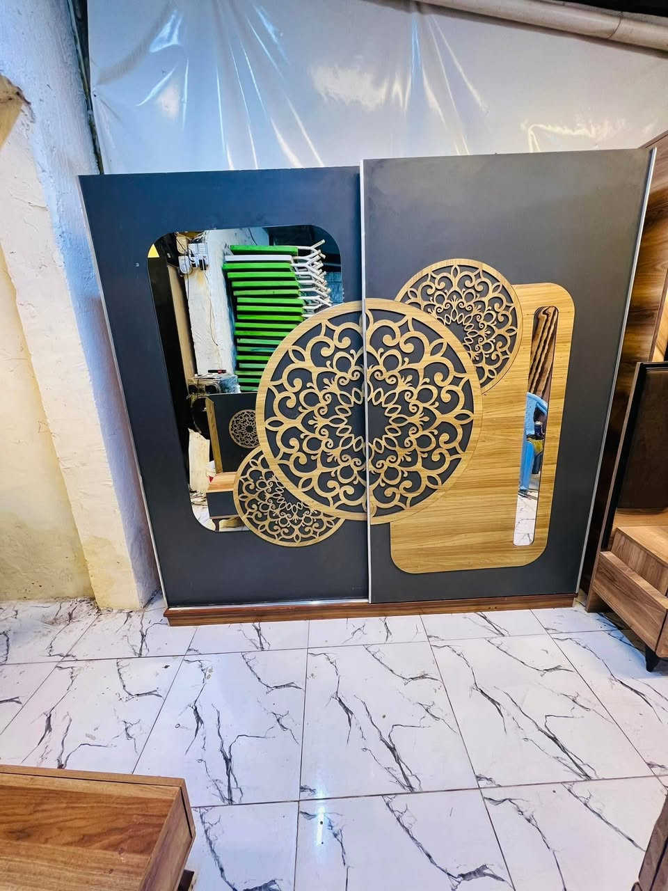 غرفة نوم مستعملة🇹🇷
نضافة80 ٪💯
عدد القطع / 5
نضام / أسلايت 💢 
شد ونقل داخل بغداد مجاني🚛
يوجود توصيل محافضات
***********
