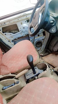 موديل ٢٠١٥ • صاحب الوكاله بالحريه • جير ومحرك كفالة