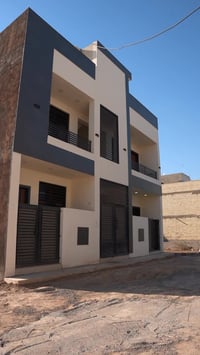 تسليم موقع الدورة بمساحة 200 متر  بواجهة 10 ونزال 20 بنظام شقق منفصلة ...