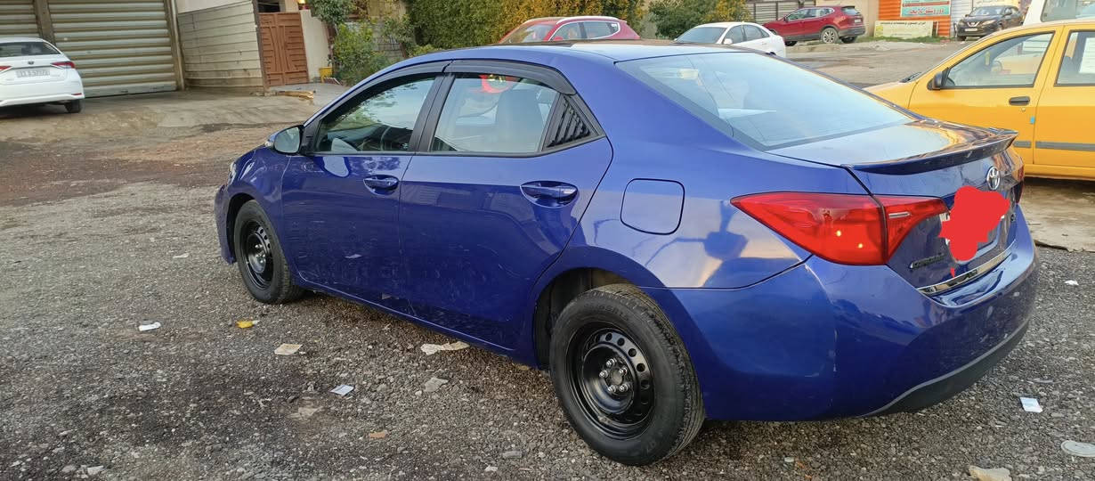 سلام عليكم كورله موديل 2019 السياره رقم ديالئ انكليزي بسمي تحويل مرور الغزاليه سياره بيها حادثها اثنين ابواب امبدله نفس الون أو بل عراق بيها بنيد أو جاملغ  اي استفسار للتواصل عله الرقم ***********
