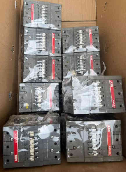 ألسلام عليكم تم وصول  وجبة جديدة من ألكوندكترات ألبالة أل 👈Ls ألكوري ألموديل ألحديث وألشنايدر 👉 نظافة ١٠٠ /١٠٠👉
كوندكتر ٤٠ أمبير Ls بالة كوري 👈٨ ألاف 👉
كوندكتر ٦٠ أمبير Ls بالة كوري 👈 ١٤    ألف 👉
كوندكتر ١٠٠ أمبير Ls بالة كوري 👈 ٢٥   ألف 👉
كوندكتر ١٣٥ أمبير Ls بالة كوري 👈٣٠ ألف 👉
كوندكتر شنايدر ٤٠ امبير 👈١٢ ألف 👉
كوندكتر شنايدر ٥٠ أمبير 👈١٤ ألف 👉
كوندكتر شنايدر ٦٠ أمبير 👈٢٠ ألف 👉
كوندكتر شنايدر ٨٠ أمبير 👈٢٥ ألف 👉
كوندكتر شنايدر ١٢٥ أمبير 👈٢٩ ألف 👉
كوندكتر شنايدر ٢٥٠ أمبير 👈٨٠  ألف 👉
كوندكتر شنايدر ٤٠٠ أمبير 👈 ٢٢٥ ألف  👉
كوندكتر شنايدر ٥٠٠ أمبير 👈 ٢٤٠ ألف  👉
كوندكتر شنايدر ٧٠٠ أمبير 👈٣٠٠ دولار 👉
كوندكتر شنايدر ١٠٠٠ أمبير 👈٤٢٥ دولار 👉
كوندكتر شنايدر ١٢٥ أمبير رباعي 👈٤٥  ألف 👉
كوندكتر رباعي ١٢٥ أمبير تلي ميكانيك 👈٣٠ ألف 👉
👈توجد خدمه توصيل لكافه ألمحافظات 👉
***********
