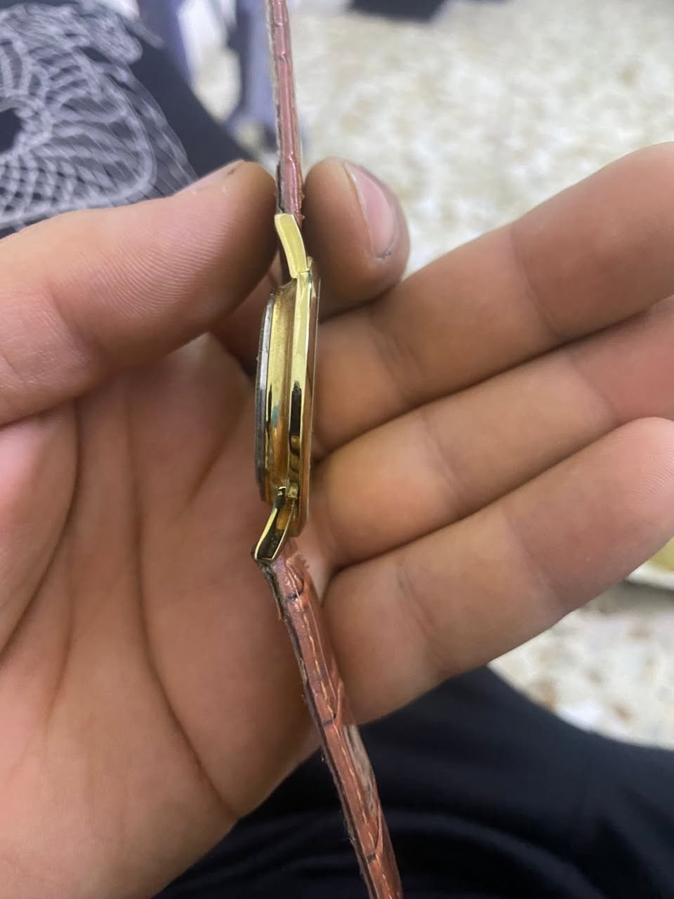 ساعه للبيع طلاء ذهبي 22k مكينه كوارتز ياباني
قيم سعرها واشتري بالعافيه عليك


**إذا كنت صاحب هذا الإعلان وتريد حذفه لأي سبب، رجاءا أرسل رسالة إلى الدعم الفني**