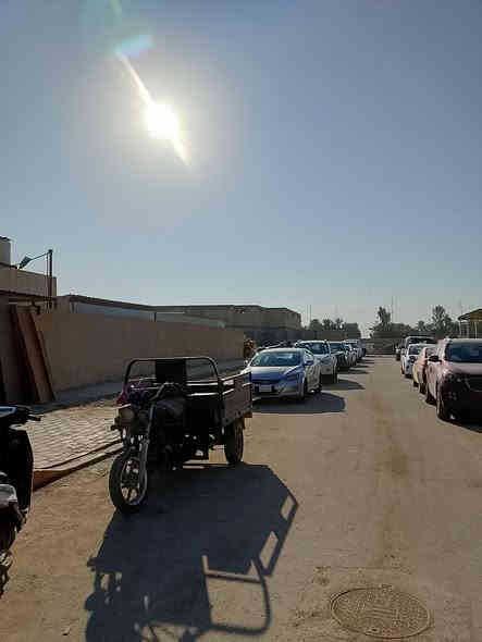 سلام عليكم اني افلش وبيع قطعه ليس بيت  الواجهه7ونزال18 اونص العلوان الخيرات بصف المحكمه مقابيل البيت ماكو جوارين دائره ناحيه الخيرات جيران بصفك ماكو عل يمنه بس عل يسار كهرباء وطني وطوارء وماء وتبليط ورصيف كلشي موجود السعر85 وبي مجال قليل التسفسار عل رقم او واتساب ‏‪0783 859 2702‬‏
