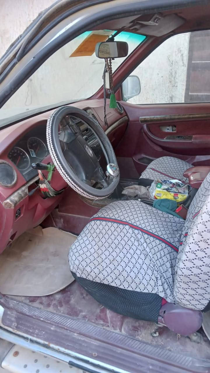 السلام عليكم كنو للبيع نضيفه 2012رقم بابل مكان كربلاء السعر 48الرقم ***********غير متواجد خاص  السياره نضيفه بس اني كلش هامله مال جناي
